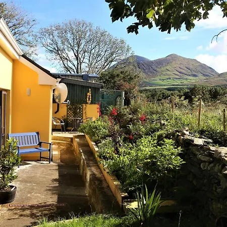 Holiday home An Nead Beag Only 2 Miles From Louisburgh